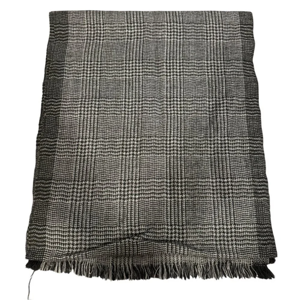 Banana Republic 100% Wool Glen Plaid Scarf Gray Black Fringe